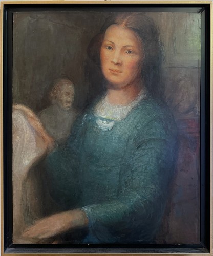 Bildhauerin ihrem atelier - in,
